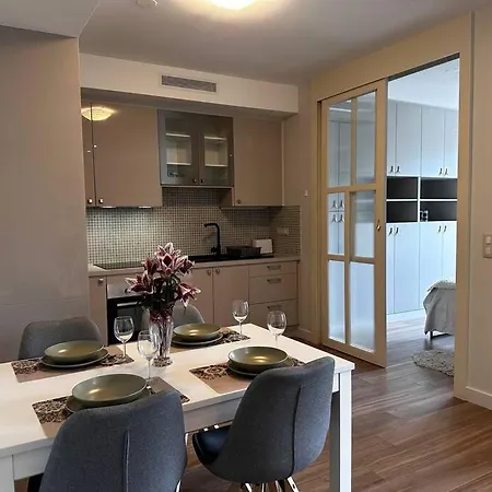Апартаменты T2 Balcon 3 Mn A Pied Metro8 Et T3 Париж